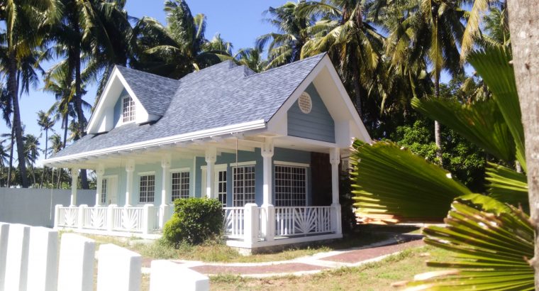 HOUSE FOR SALE NEAR THE BEACH