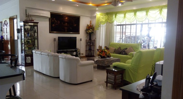 HOUSE AND LOT FOR SALE CLOSE TO DOWNTOWN DUMAGUETE