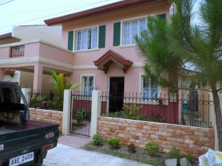 HOUSE AND LOT FOR SALE IN A SUBDIVISION