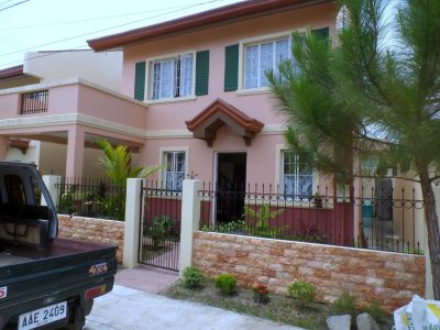 HOUSE AND LOT FOR SALE IN A SUBDIVISION