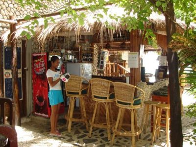 BEACHFRONT DIVE RESORT FOR SALE IN SIQUIJOR