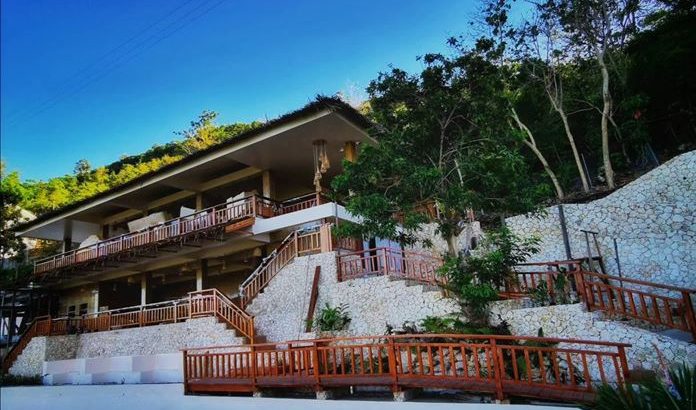 MOUNTAIN RESORT FOR SALE IN SIQUIJOR