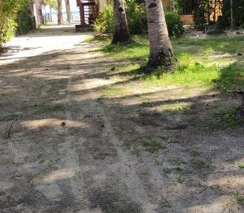 BEAUTIFUL BEACH LOT FOR SALE SIQ0082