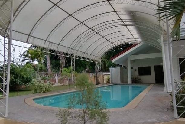 HOUSE AND LOT WITH POOL FOR RENT REN012