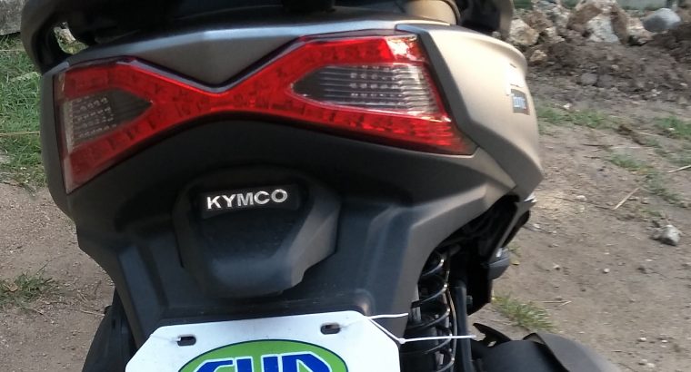 Kymco Xtown 300 touring maxi scooter