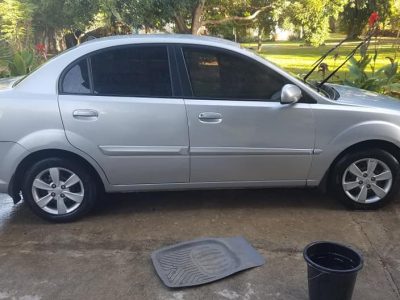 2011 Kia Rio automatic, 95k km