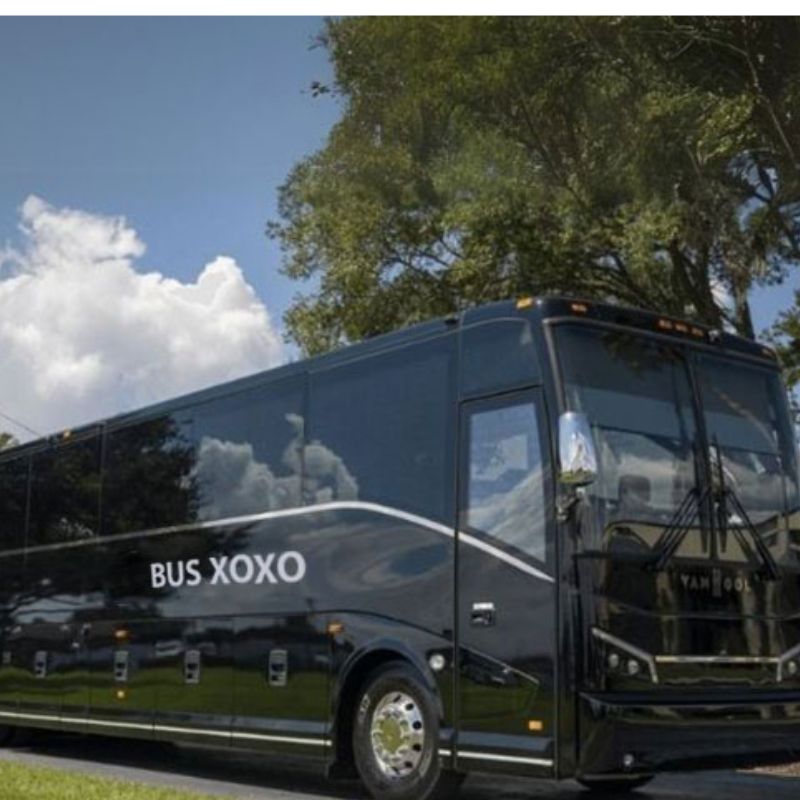 North Carolina Charter Bus Rentals for School & Church Groups